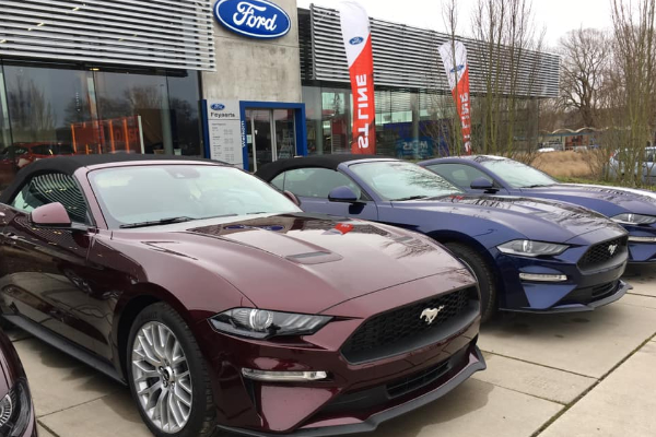 Ford Mustang bij Ford Feyaerts