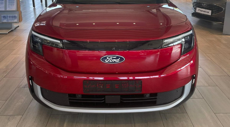 billede af ford explorer forfra