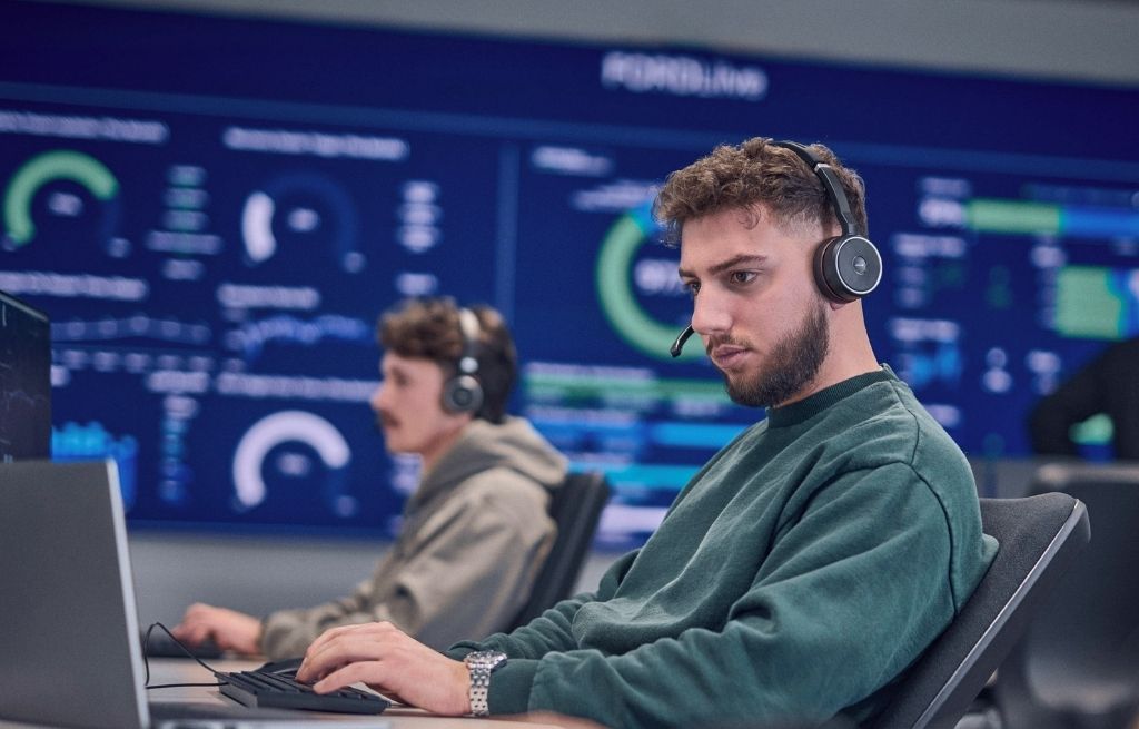 billede af ford puma gen-e i byen