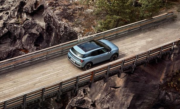 Ford Explorer på vej