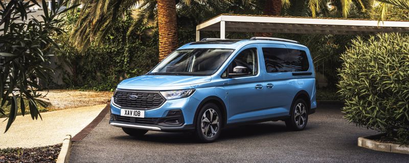Offre de leasing **Ford Tourneo Connect PHEV** à partir de Fr. 270.-/mois