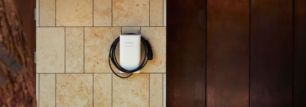 Ford Explorer oplader med ladeboks