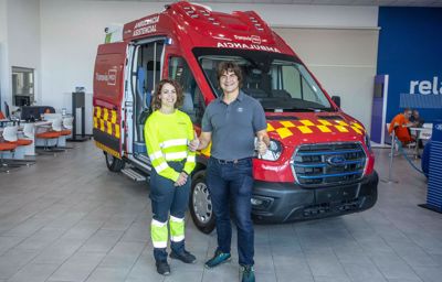 Lynhurtig udrykning med ny Ford E-Transit ambulance