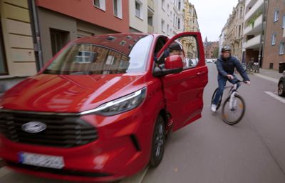 Ford højner sikkerheden for cyklister