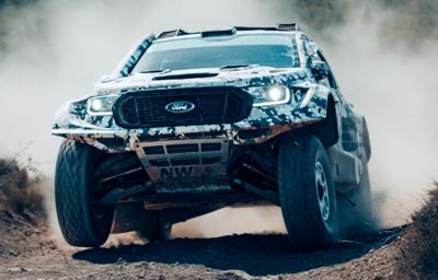 Bad ass Raptor er klar til at æde sandbanker i Dakar Rally