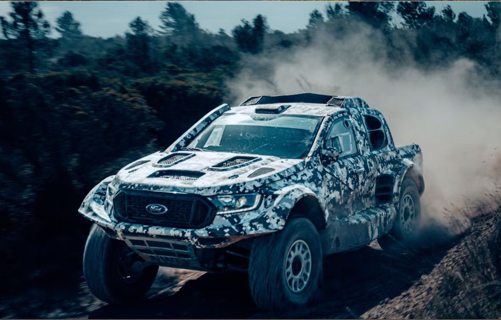 Ranger ja Ranger Raptor Dakarissa