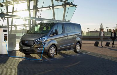 Räätälöity asiakkaan tarpeiden mukaan: Ford esittelee uuden sähköisen automalliston Amsterdamin Go Electric tapahtumassa