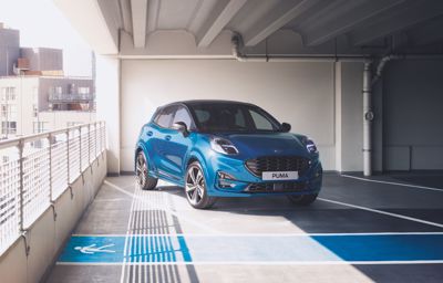 TÄYSIN UUSI FORD **PUMA**