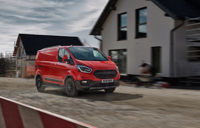 Uudet Trail ja Active -mallit vievät Ford Transit-malliston aivan uudelle alueelle