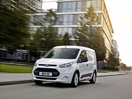 Ford Transit Connectiin luokkansa johtavaa polttoainetehokkuutta sekä uusia teknologioita ensimmäisenä segmentissään