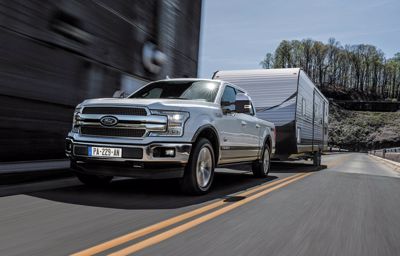 Le mythique Ford F-150 se dote d'un tout premier moteur diesel V6, et c'est Ford Europe qui le produit