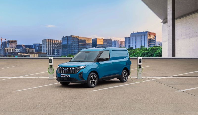 Nouveau E-Transit Courier à partir de 179€ HT/mois⁽¹⁾