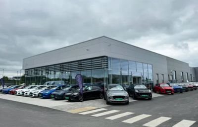 BRIGHT FORD AIRSIDE HAS MOVED TO A BRIGHT NEW SHOWROOM