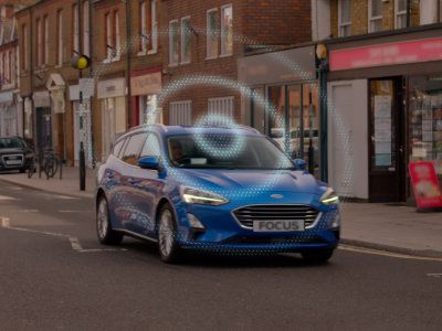 Ford ‘RoadSafe’-dashboard helpt verborgen gevaren te vermijden