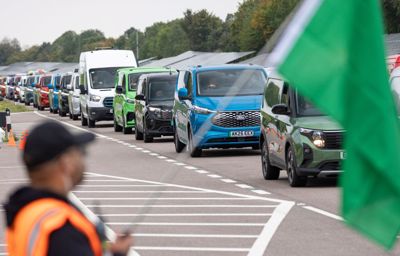 Iconische Ford Transit vestigt Guinness World Record™