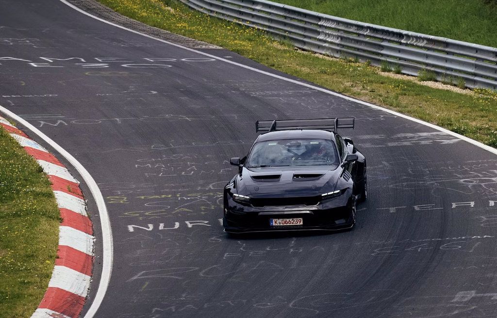 Mustang GTD på bane
