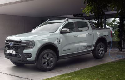 Åpner for bestilling av nye Ford Ranger ladbar hybrid: Den kraftigste Ranger noensinne