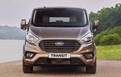 Nowy Ford Tourneo Custom Plug-In Hybrid