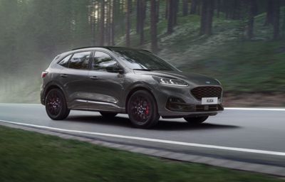 Ford Kuga Plug-In Hybrid är Europas mest sålda laddhybrid för andra året i rad