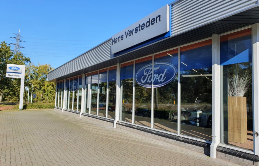 Ford Autobedrijf Hans Versteden BV Locatie Best aan de buitenkant