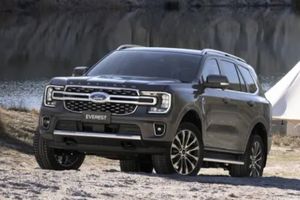 Everest Platinum image of ford everest platinum